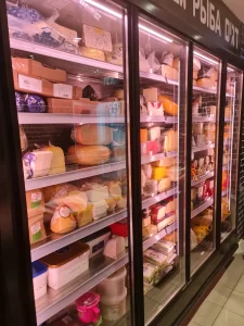 מקררי דלת זכוכית